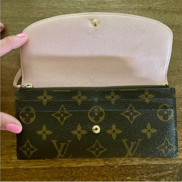 LOUIS VUITTON PINK SARAH WALLET Great condition!Brand new gold snap - Picture 8 of 10